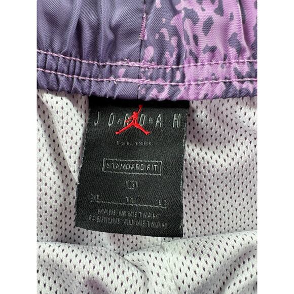 Nike Air Jordan Flight Printed Poolside Trunks Mens XL Shorts Standard Fit - Picture 3 of 9